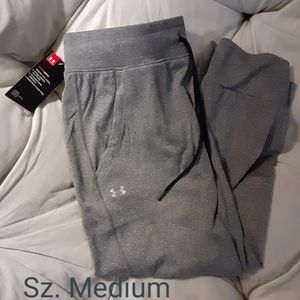 Women's Under Armour Capris sz M